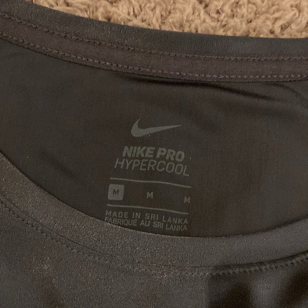 Nike Pro hypercool size M - Picture 3 of 4